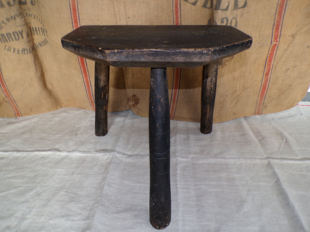 Original cutler's stool