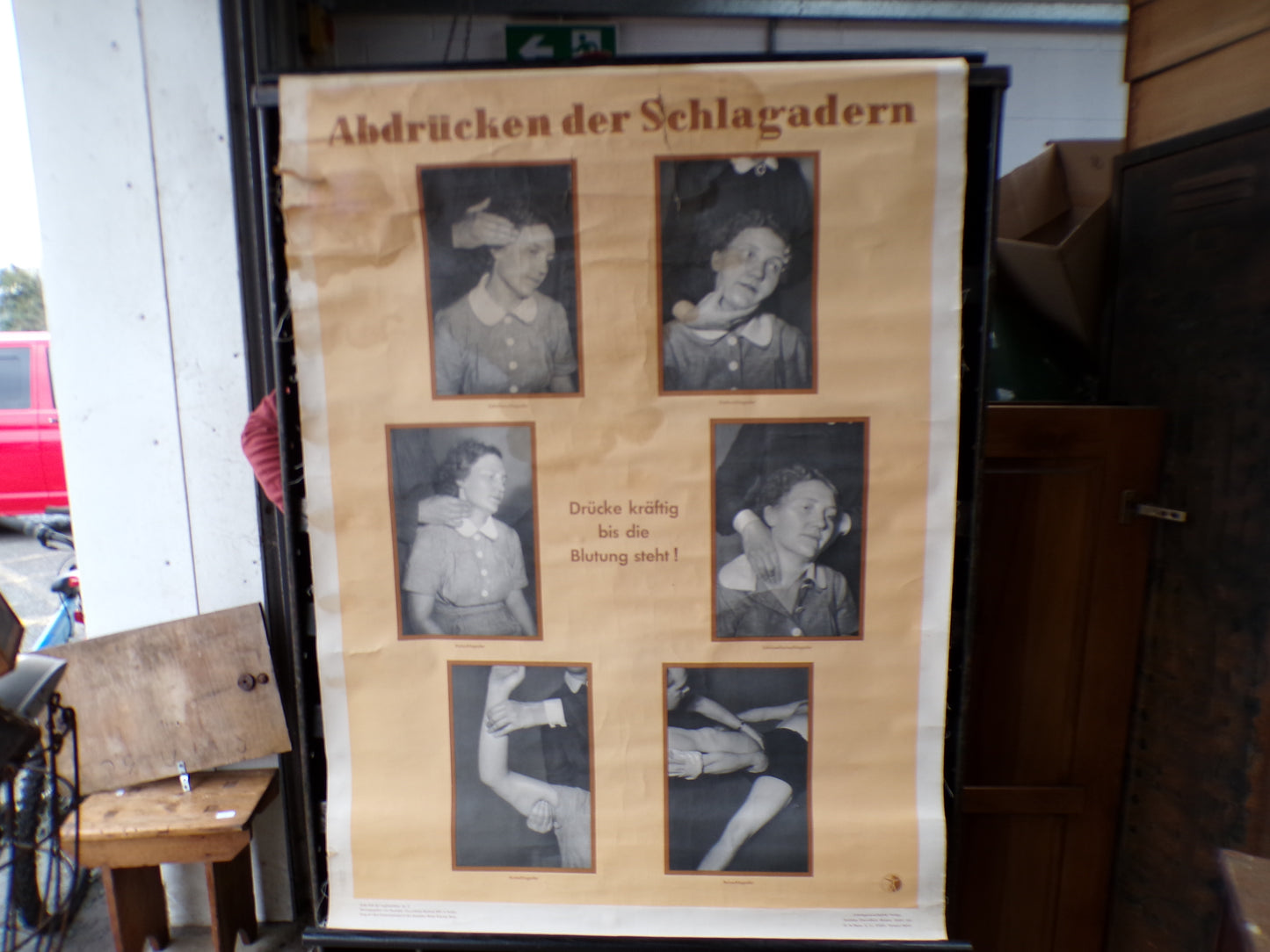 1940s German First Aid chart