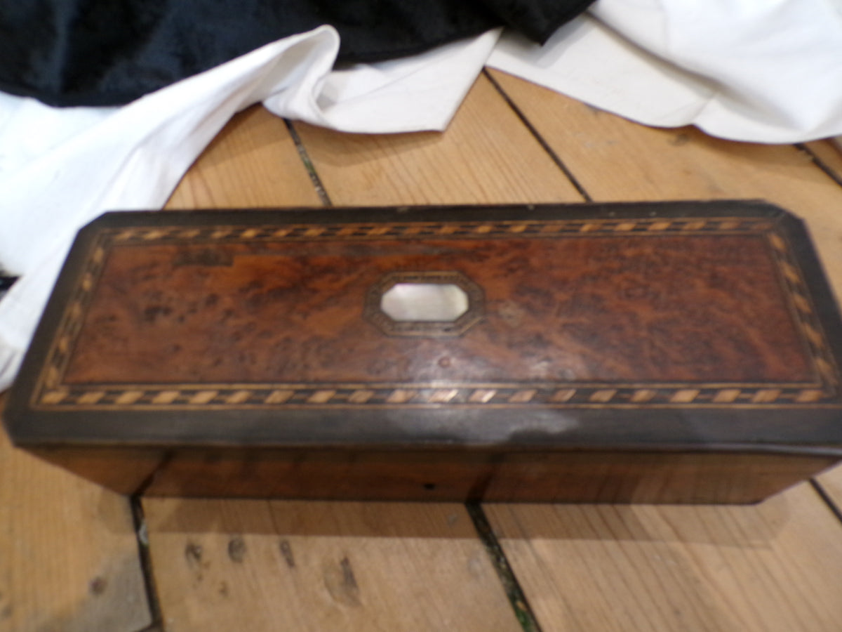 A range of Victorian ladies' dressing table items