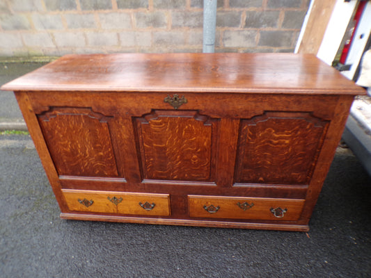 George III oak mule chest with two lower drawers