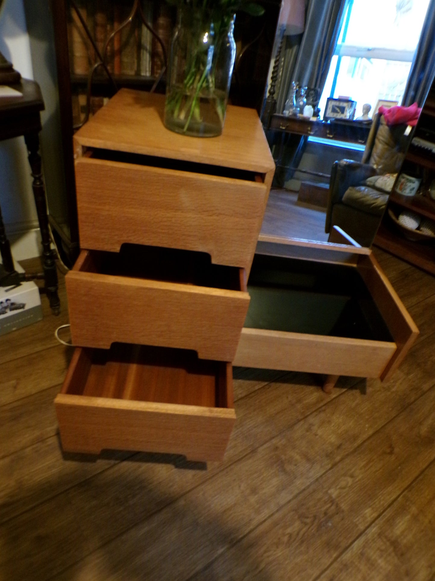 1960s Sylvia and John Reid Stag oak dressing table