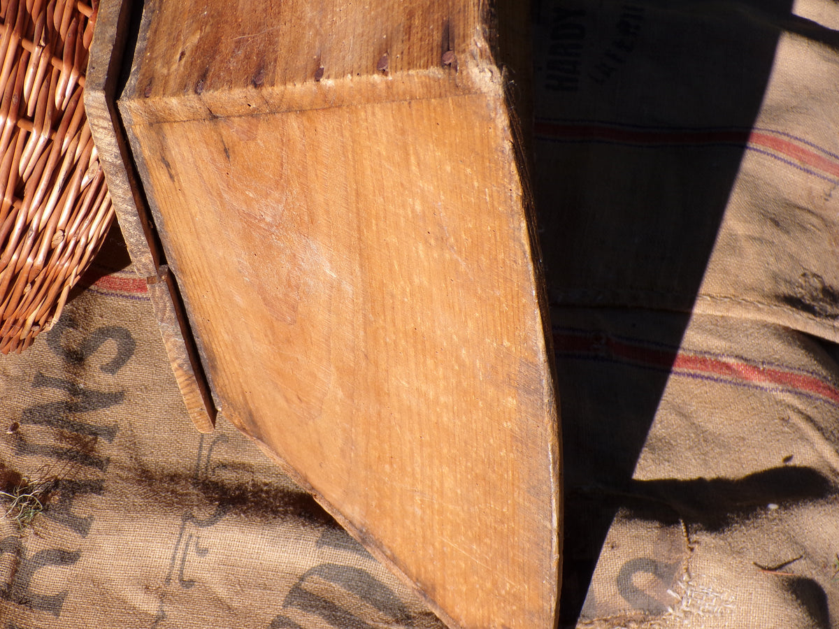 Pine dough bin